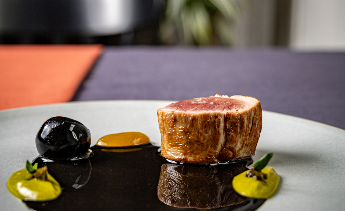 Dish 3 by Christian Piwowar Dish 3 by Christian Piwowar