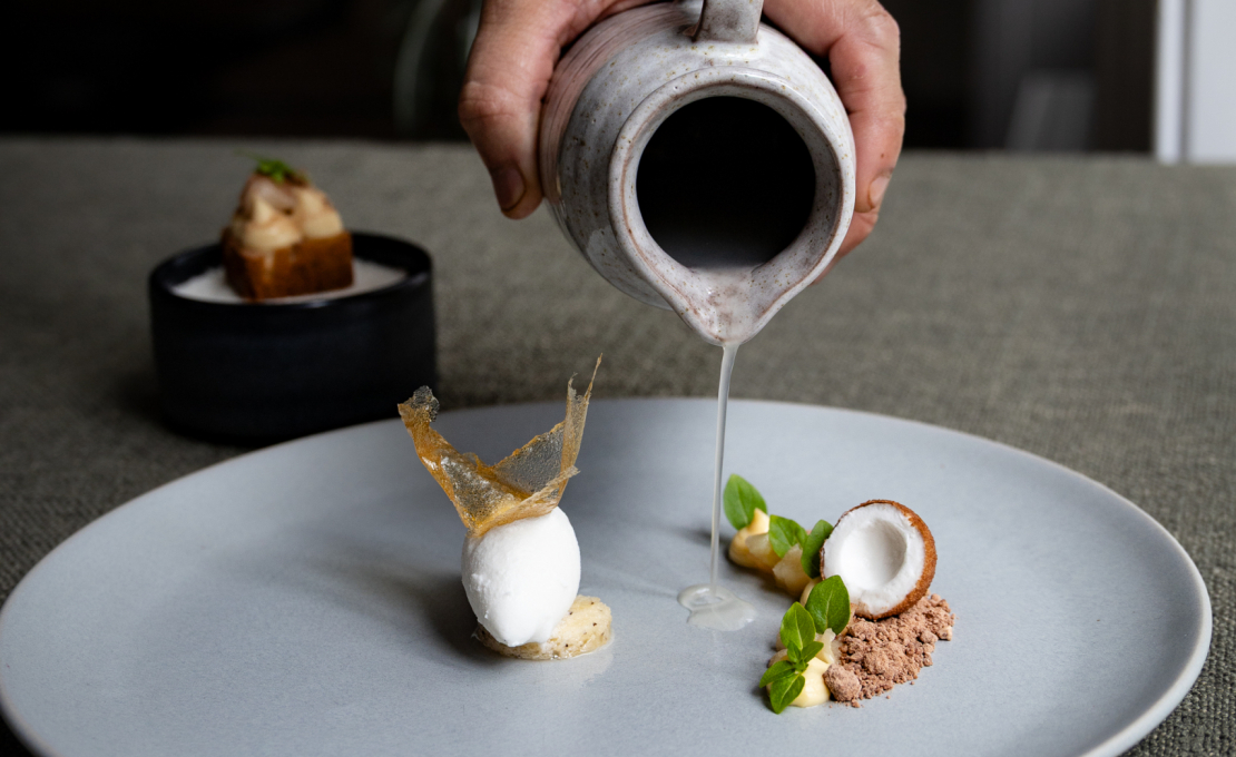 Dish 5 by Christian Piwowar Dish 5 by Christian Piwowar